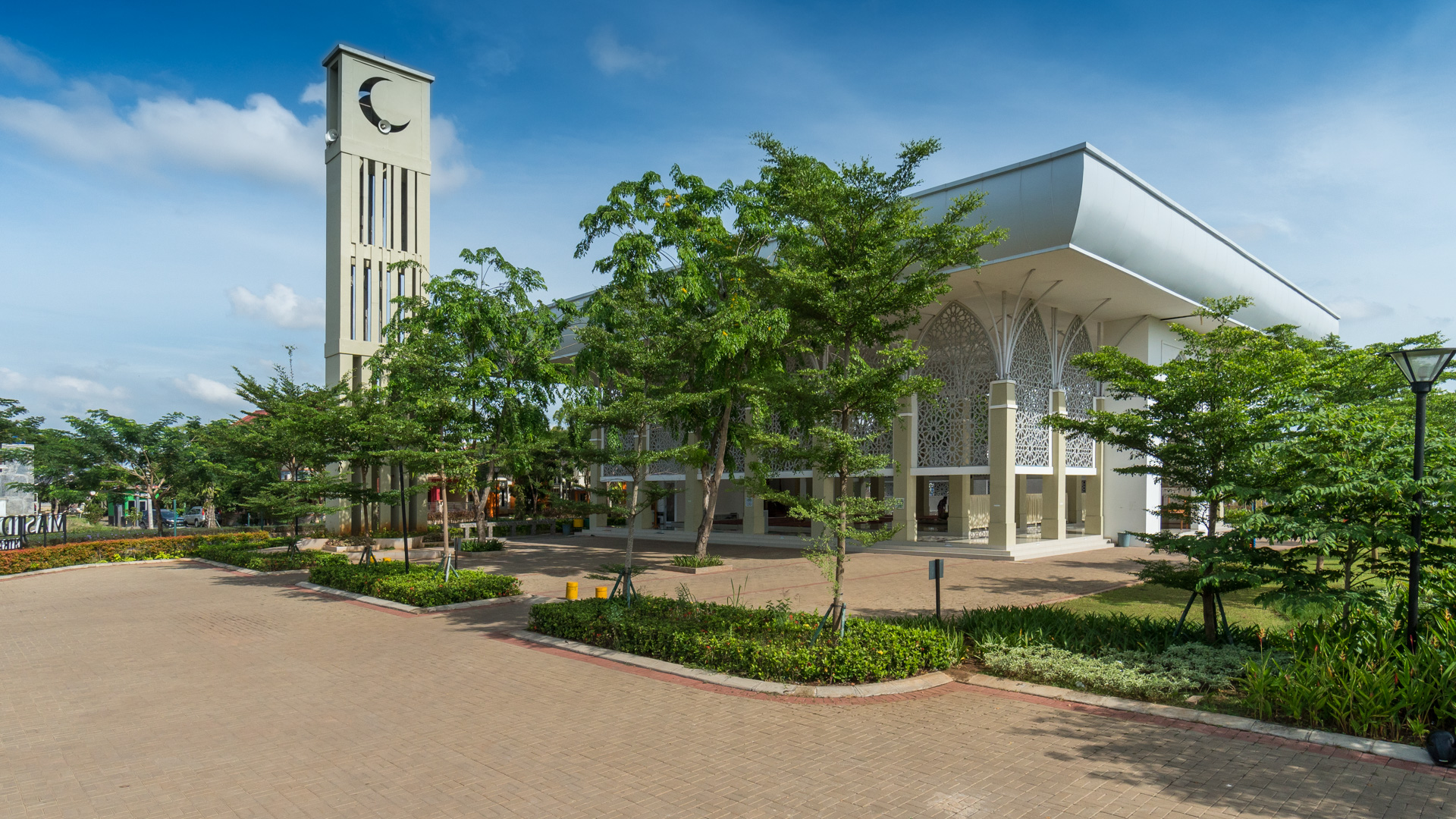 Masjid Raya Citra Garden BMW